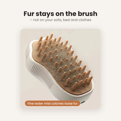 Steam Paw Brush full of loose cat fur – the fine water mist keeps fur on the brush, not on your sofa